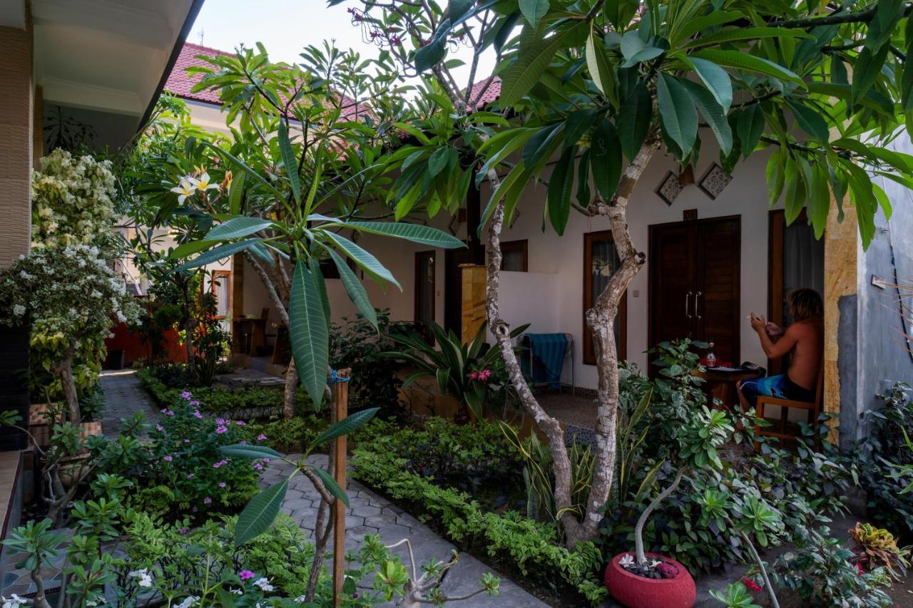 Krisna Home Stay Nusa Lembongan  Exterior photo